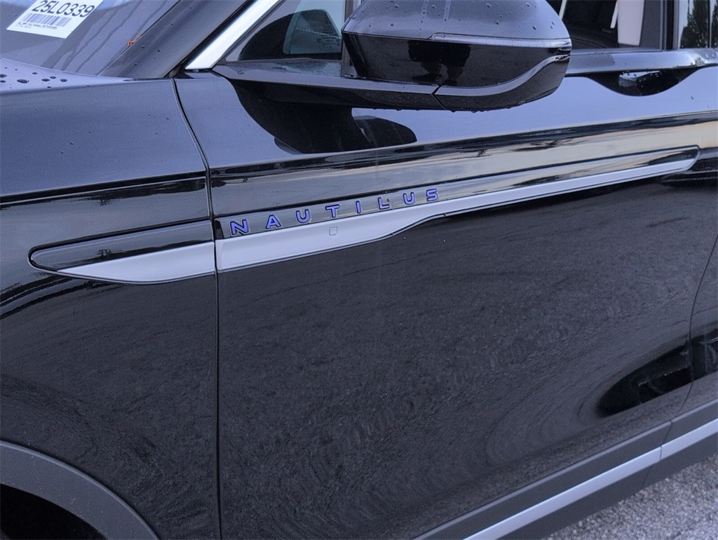 new 2025 Lincoln Nautilus car, priced at $55,234