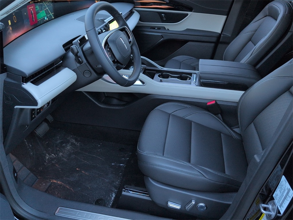 new 2025 Lincoln Nautilus car, priced at $55,234