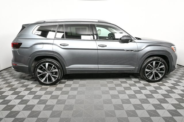used 2024 Volkswagen Atlas car, priced at $39,900