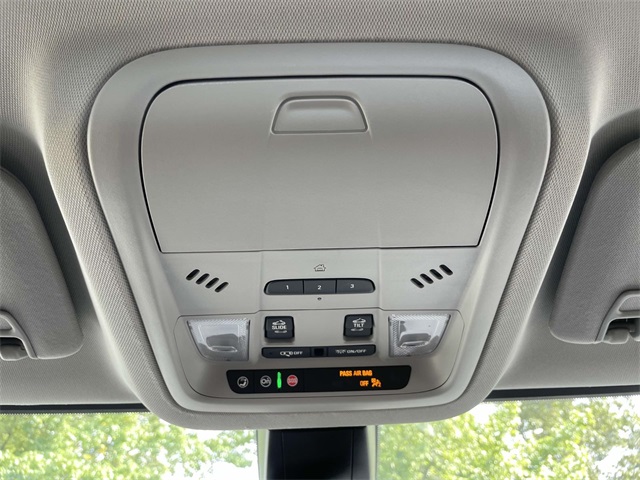 used 2022 GMC Acadia car, priced at $32,458