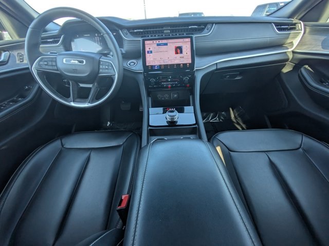 used 2024 Jeep Grand Cherokee car, priced at $27,831