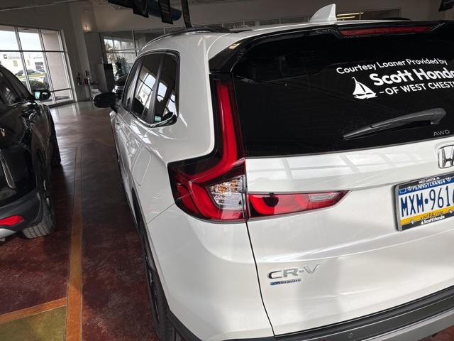 used 2025 Honda CR-V Hybrid car, priced at $39,995