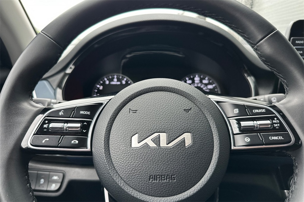 used 2023 Kia Seltos car, priced at $22,920