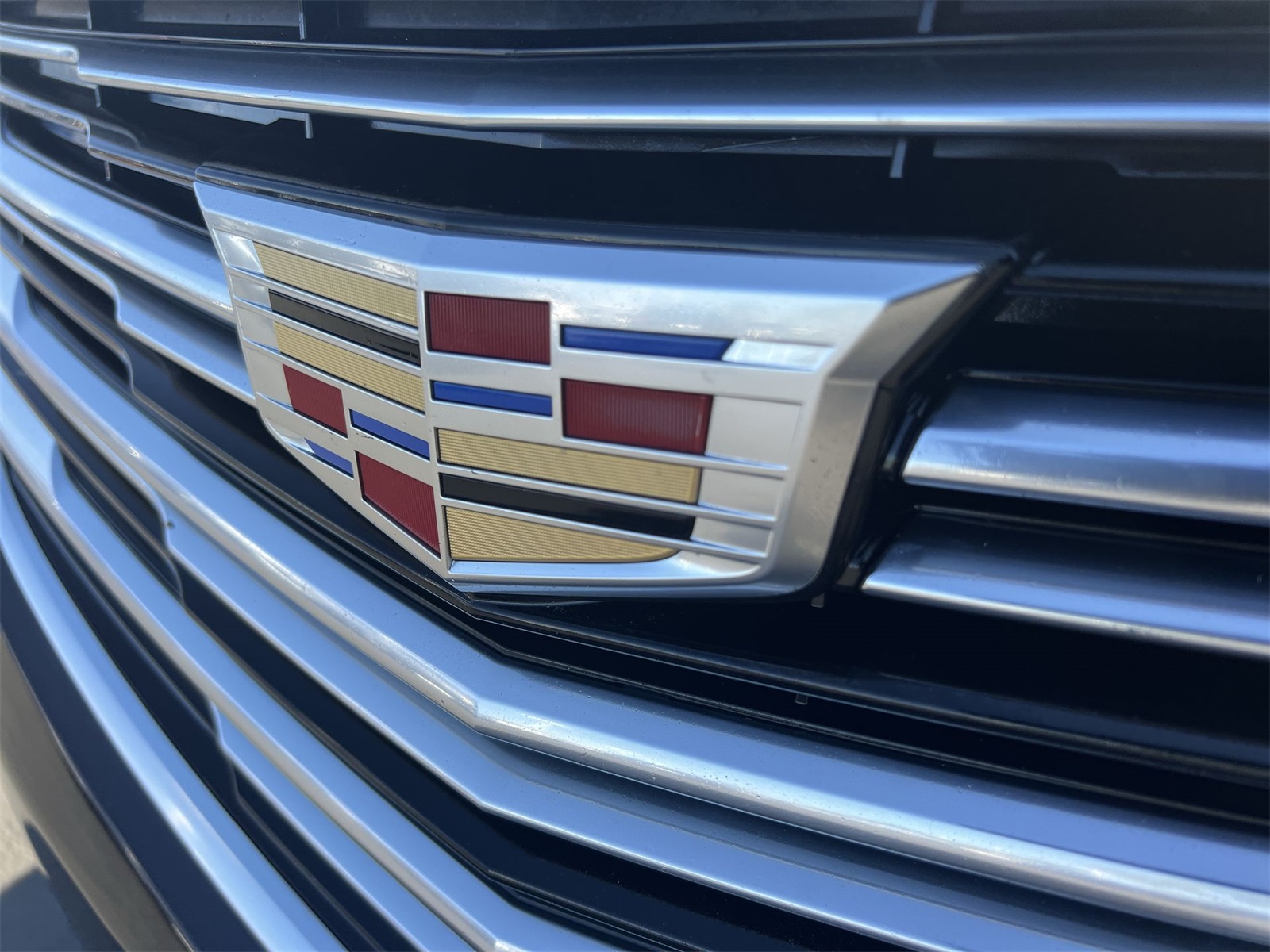 used 2019 Cadillac XT5 car, priced at $23,991