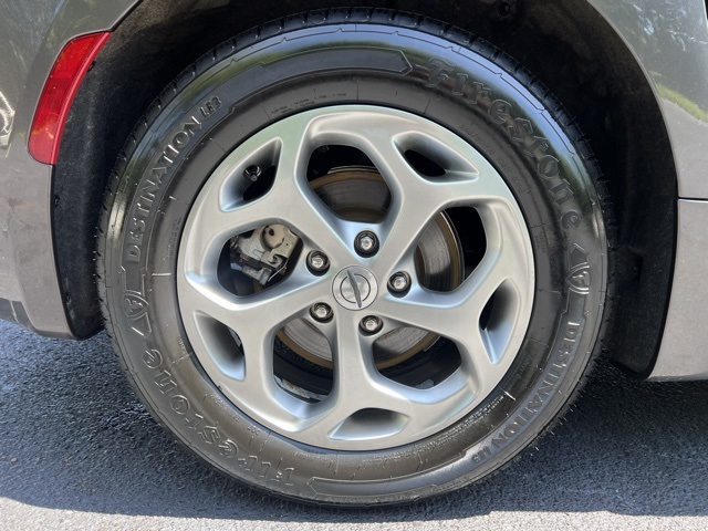 used 2022 Chrysler Pacifica car, priced at $31,788