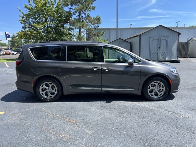 used 2022 Chrysler Pacifica car, priced at $31,788
