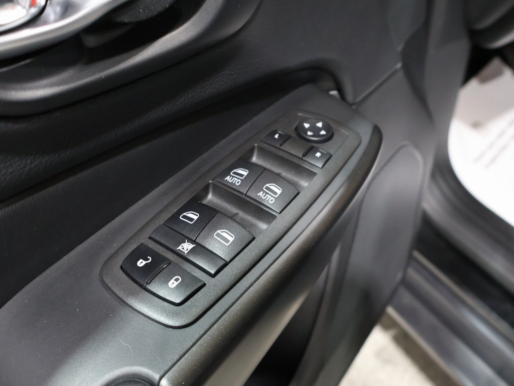 used 2022 Jeep Cherokee car, priced at $25,500