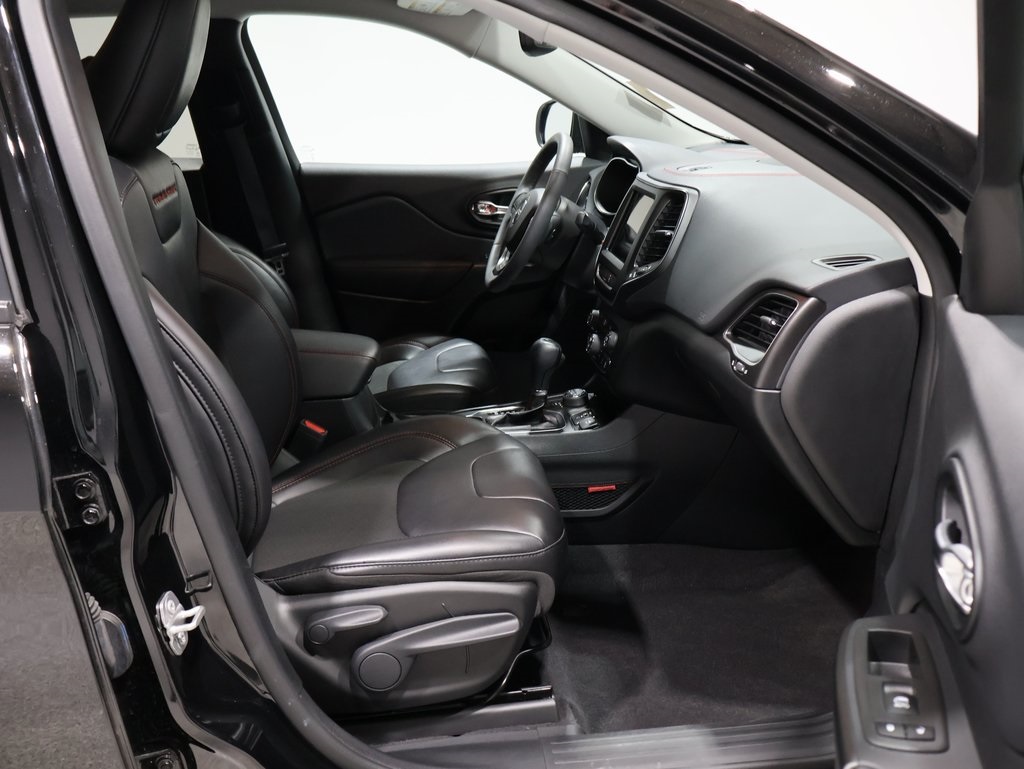 used 2022 Jeep Cherokee car, priced at $25,500