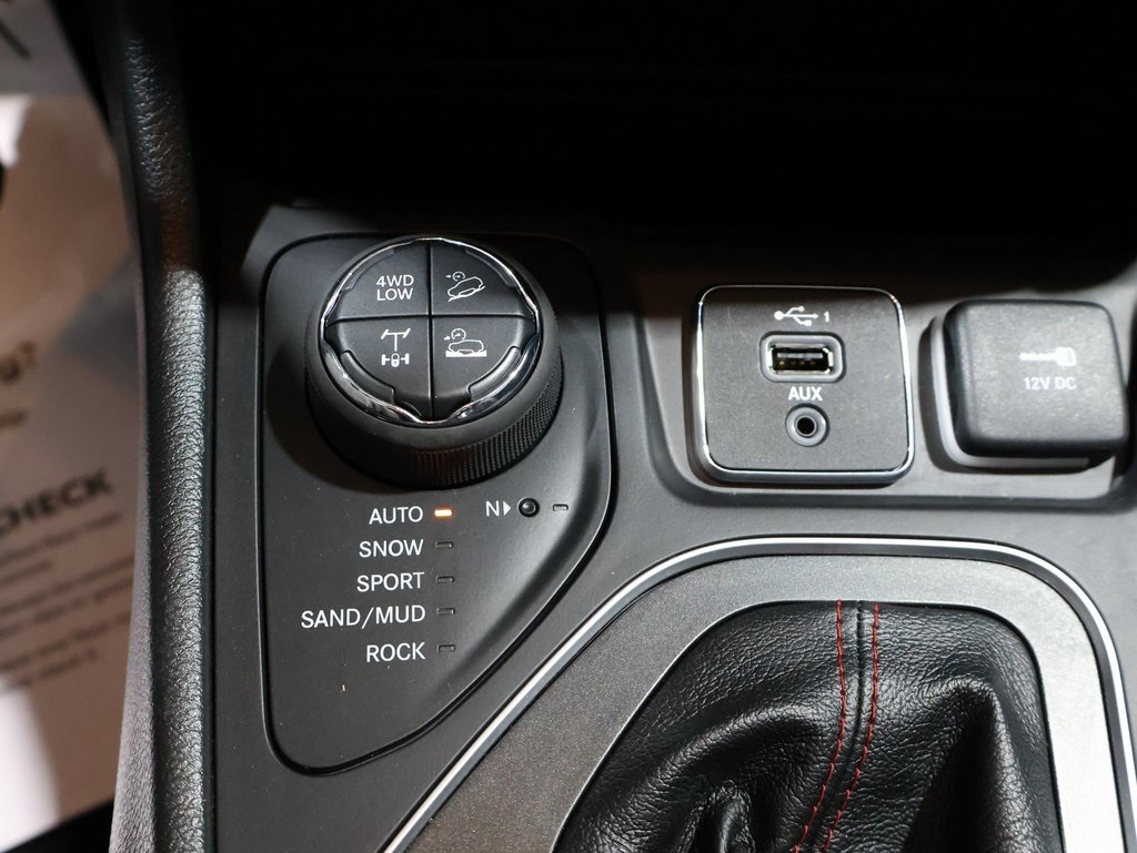 used 2022 Jeep Cherokee car, priced at $25,500