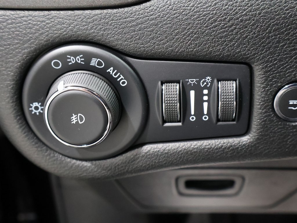used 2022 Jeep Cherokee car, priced at $25,500