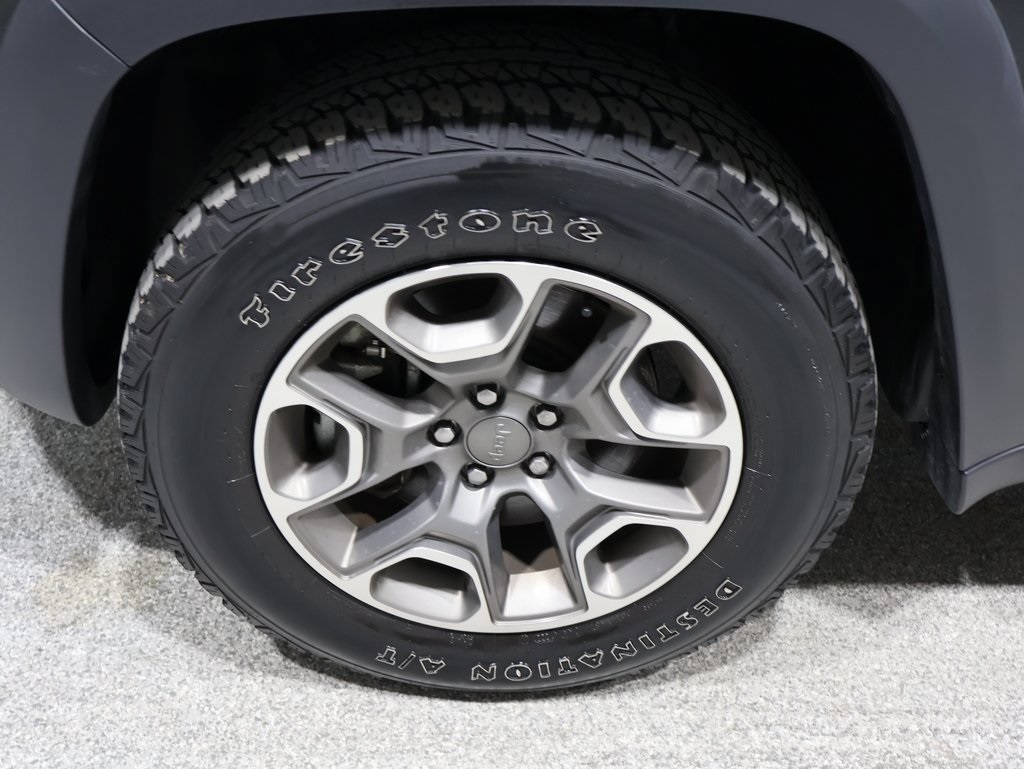 used 2022 Jeep Cherokee car, priced at $25,500