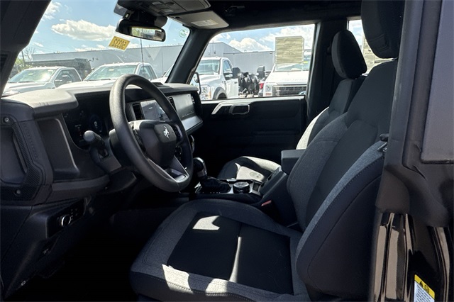 new 2025 Ford Bronco car, priced at $41,981