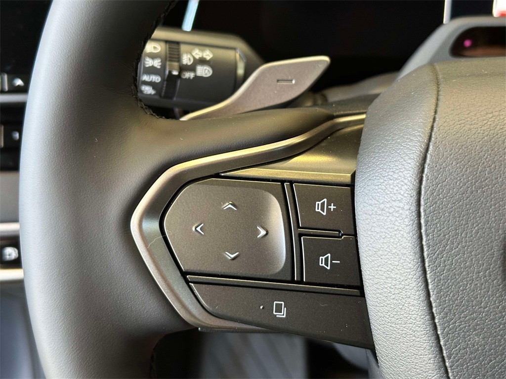 new 2025 Lexus RX car, priced at $77,604