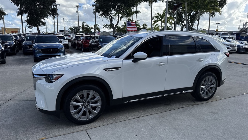 new 2025 Mazda CX-90 car, priced at $46,654