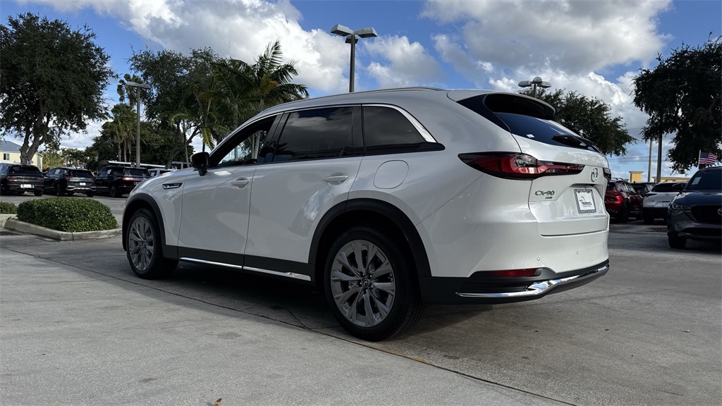 new 2025 Mazda CX-90 car, priced at $46,654