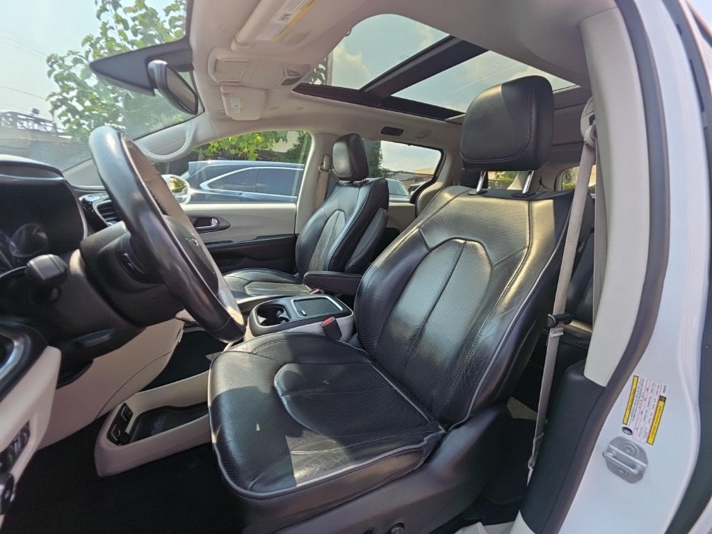 used 2019 Chrysler Pacifica car, priced at $16,895