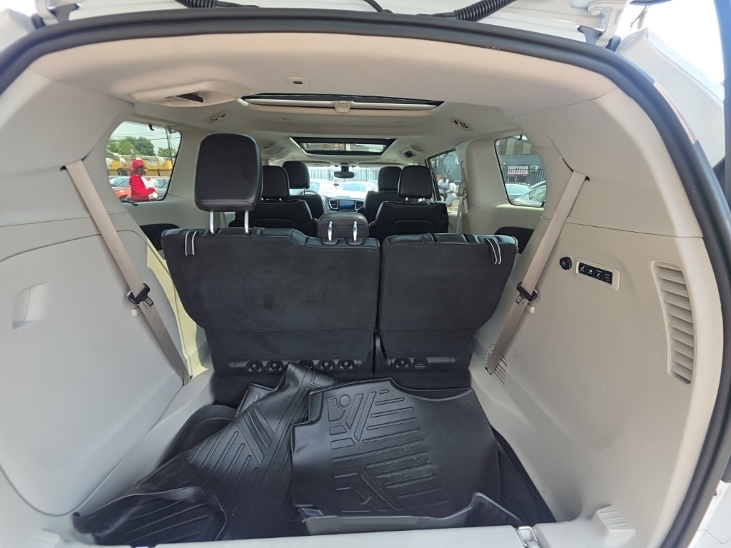 used 2019 Chrysler Pacifica car, priced at $16,895