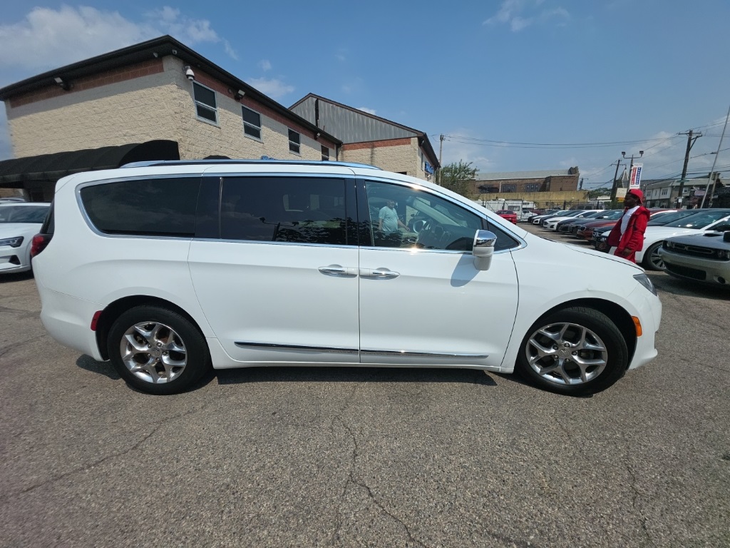 used 2019 Chrysler Pacifica car, priced at $16,895