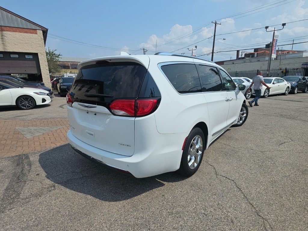 used 2019 Chrysler Pacifica car, priced at $16,895