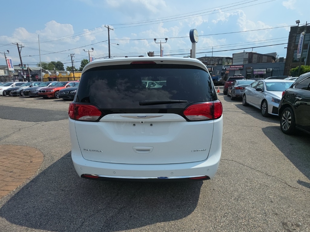 used 2019 Chrysler Pacifica car, priced at $16,895