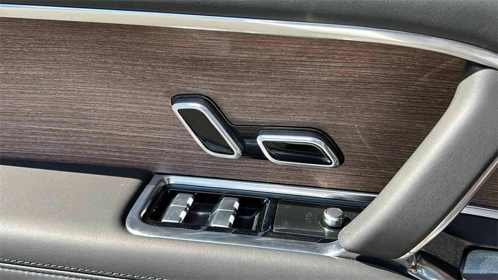 new 2025 Land Rover Range Rover car, priced at $120,095