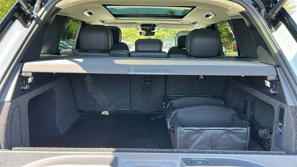 new 2025 Land Rover Range Rover car, priced at $120,095