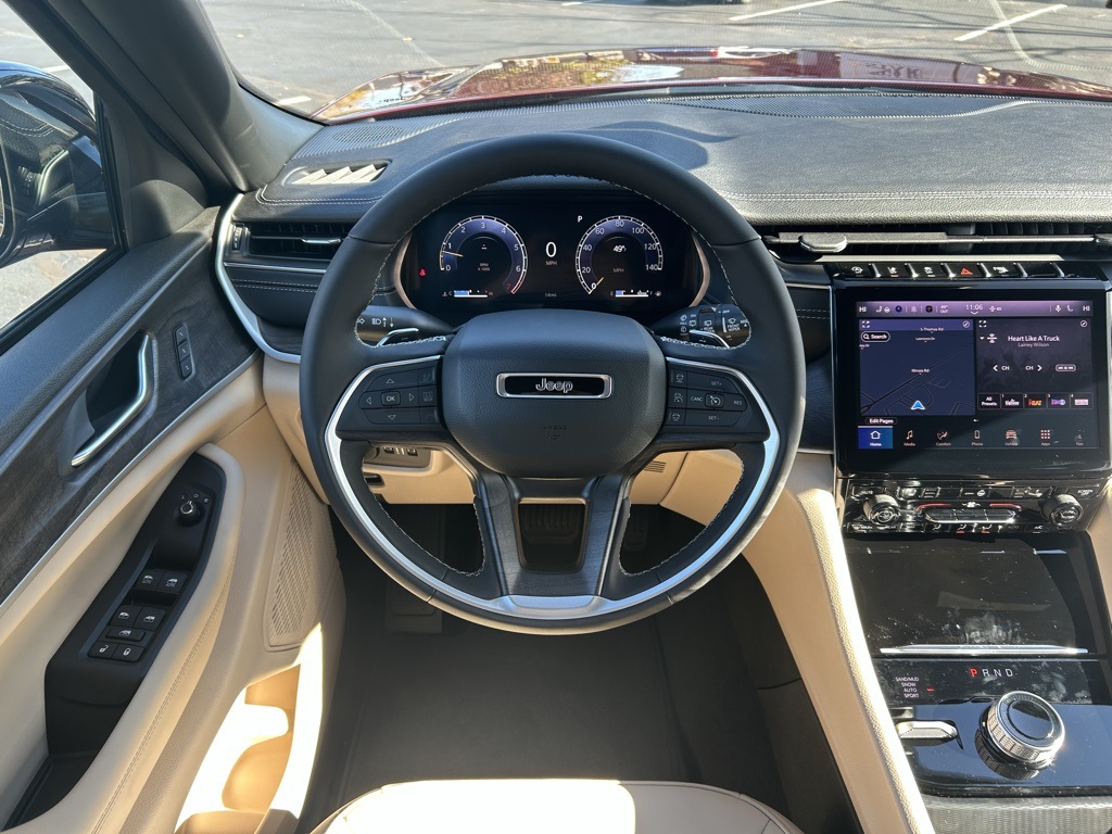 new 2025 Jeep Grand Cherokee car, priced at $46,240