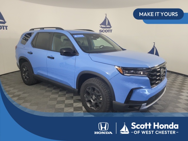 used 2025 Honda Pilot car, priced at $49,313