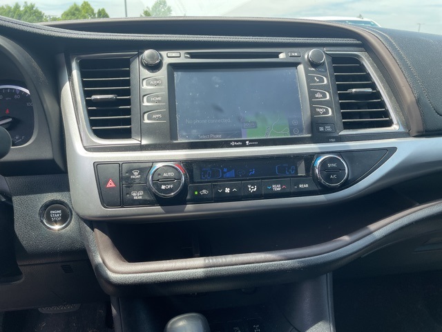used 2014 Toyota Highlander car, priced at $16,940