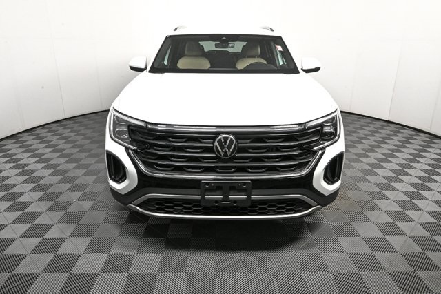 used 2024 Volkswagen Atlas Cross Sport car, priced at $32,000