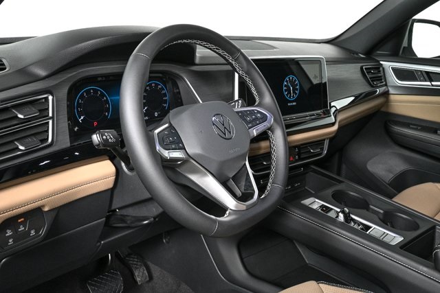 used 2024 Volkswagen Atlas Cross Sport car, priced at $32,000