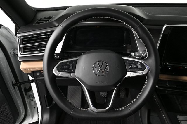 used 2024 Volkswagen Atlas Cross Sport car, priced at $32,000