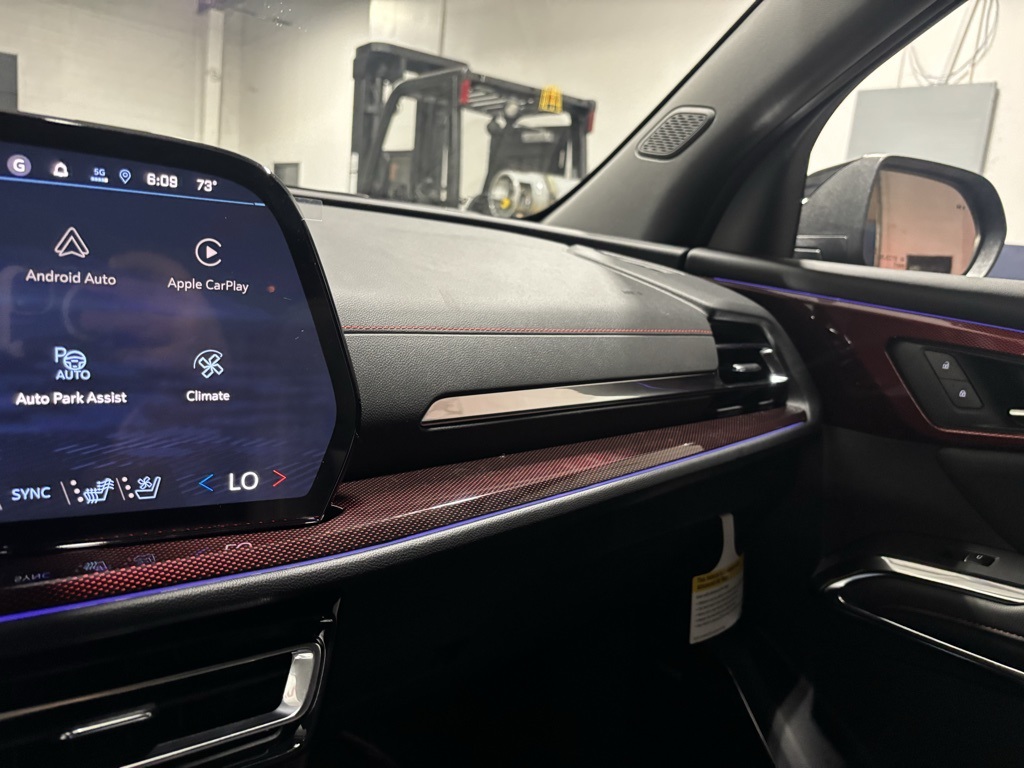 new 2026 Chevrolet Traverse car, priced at $58,036
