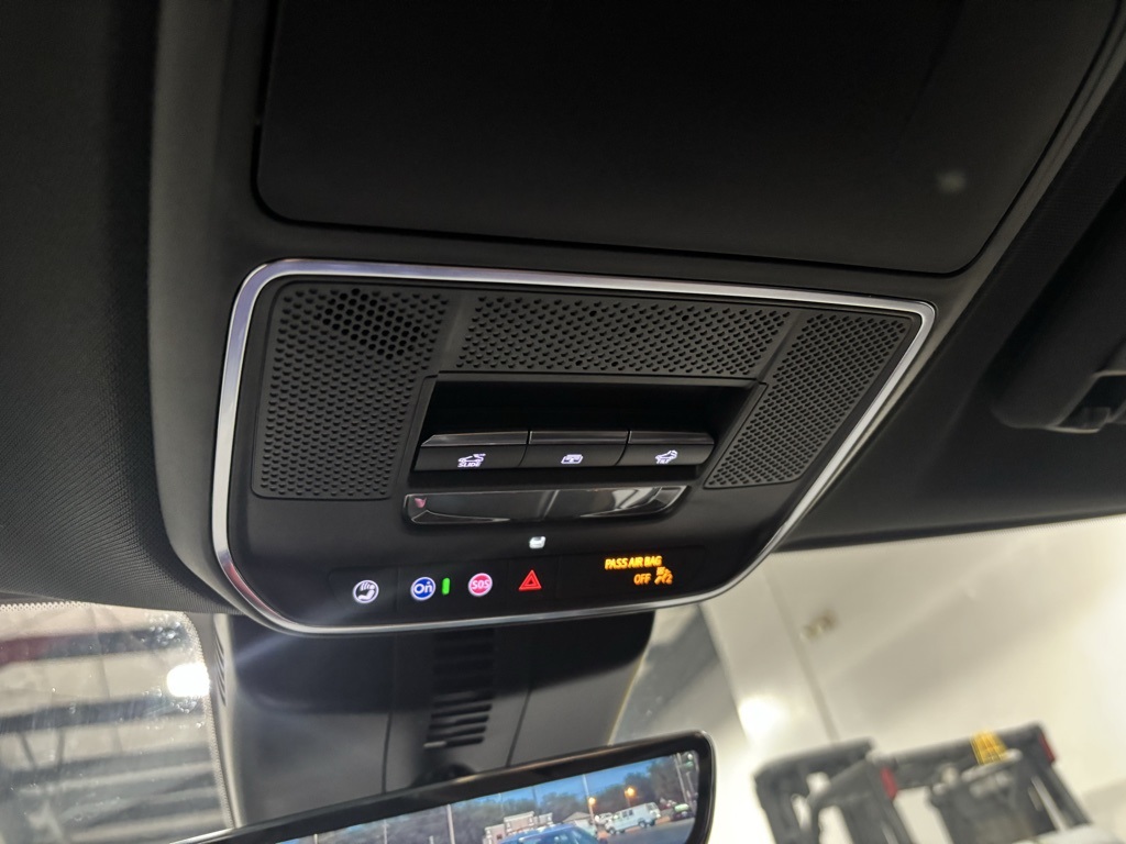 new 2026 Chevrolet Traverse car, priced at $58,036