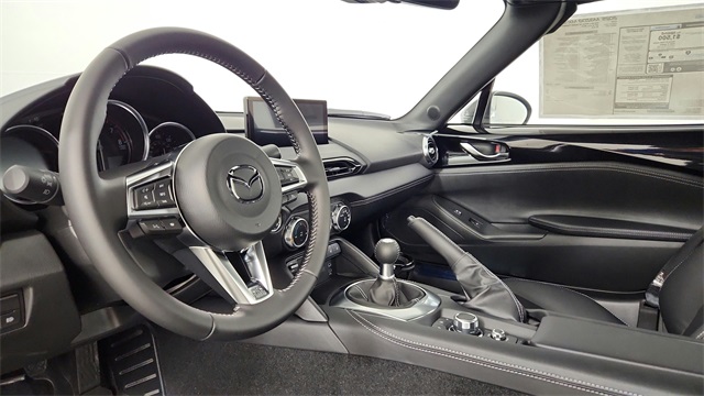new 2025 Mazda MX-5 Miata RF car, priced at $39,290