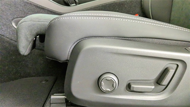 used 2023 Volvo C40 Recharge Pure Electric car