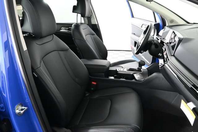 new 2026 Kia Sportage car, priced at $35,421
