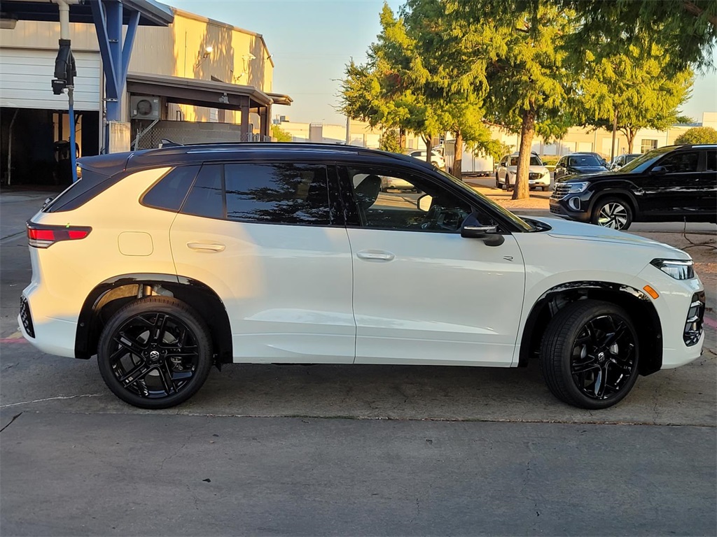 new 2025 Volkswagen Tiguan car, priced at $39,486