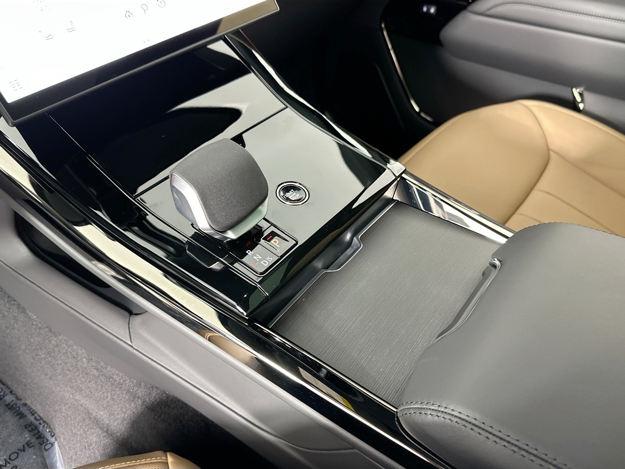 new 2025 Land Rover Range Rover Sport car, priced at $105,780