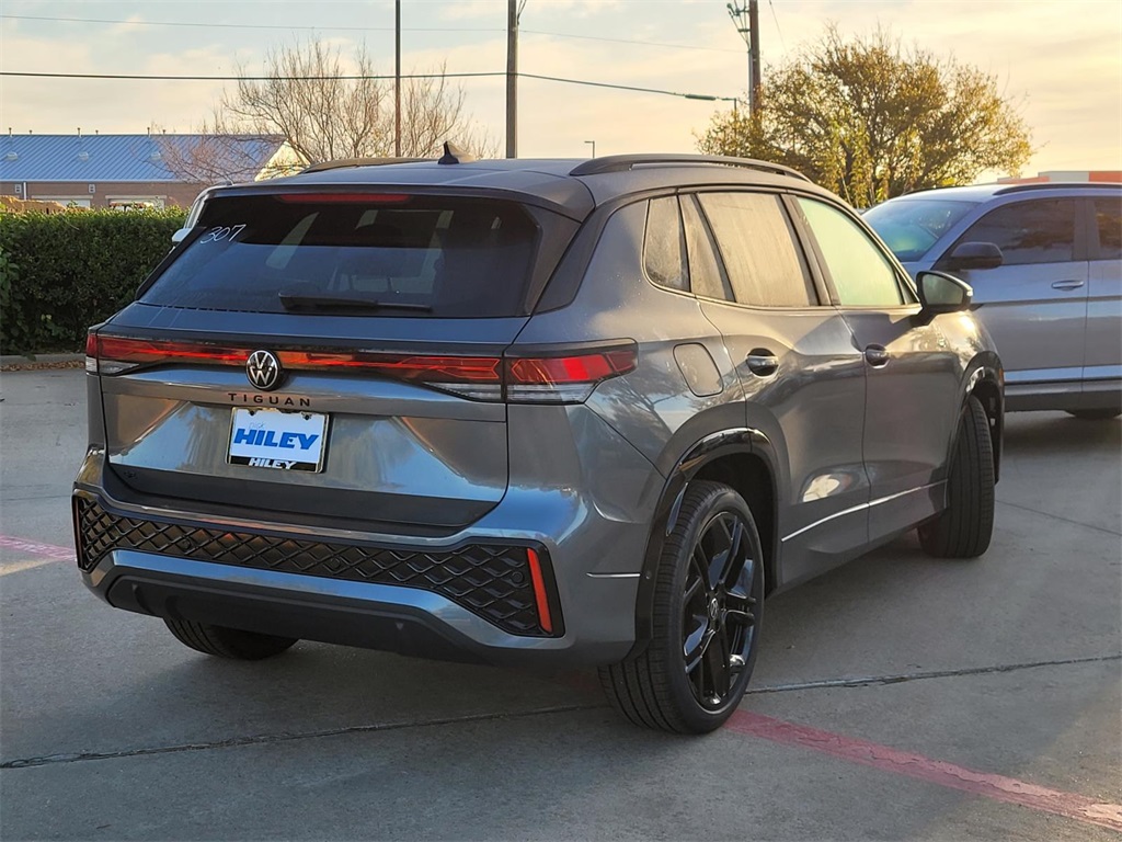new 2026 Volkswagen Tiguan car, priced at $37,903