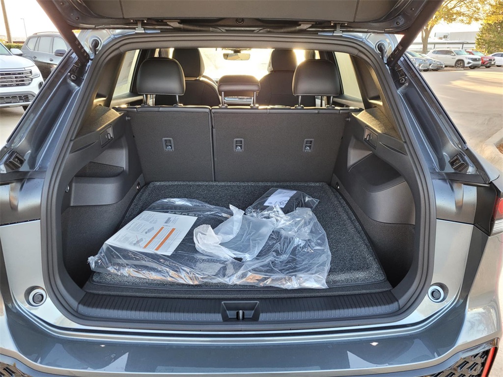 new 2026 Volkswagen Tiguan car, priced at $37,903