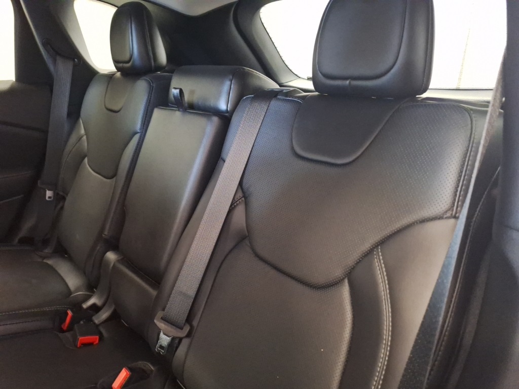 used 2021 Jeep Cherokee car, priced at $23,292