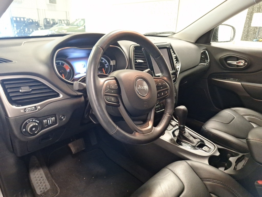 used 2021 Jeep Cherokee car, priced at $23,292