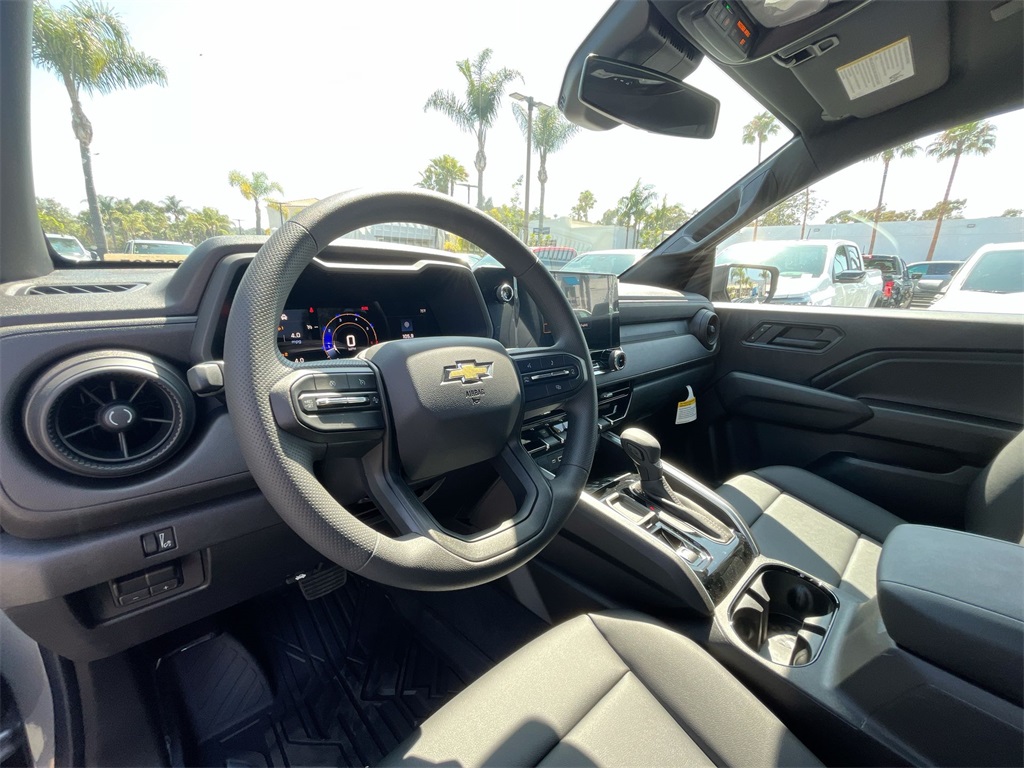 new 2025 Chevrolet Colorado car, priced at $32,758