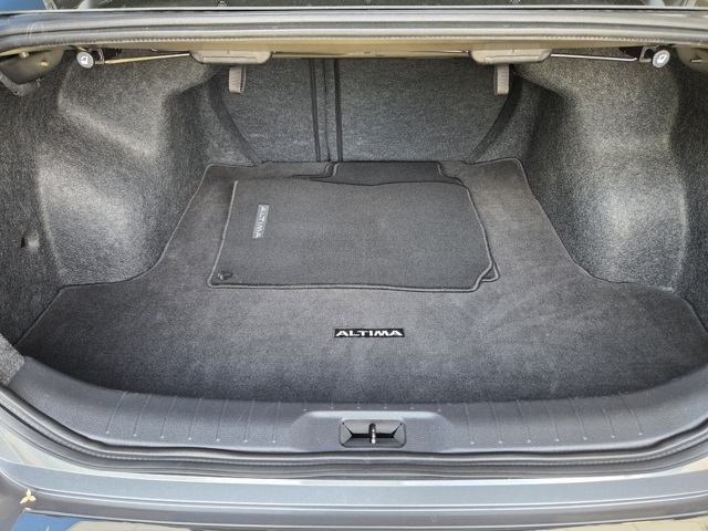 used 2022 Nissan Altima car, priced at $22,977