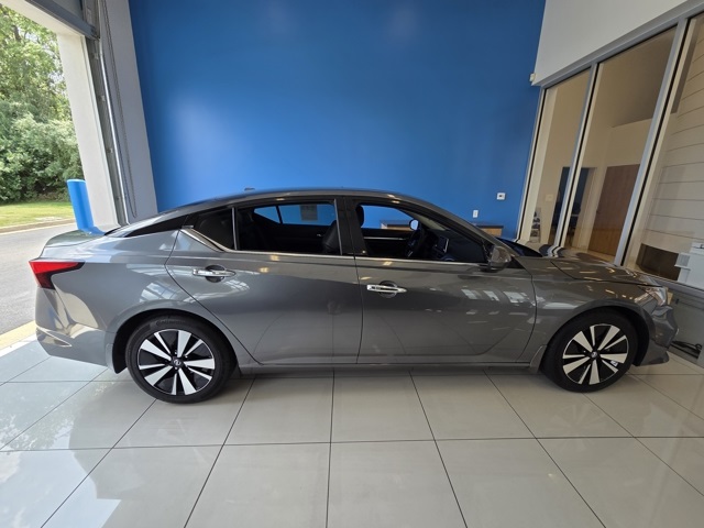 used 2022 Nissan Altima car, priced at $22,977