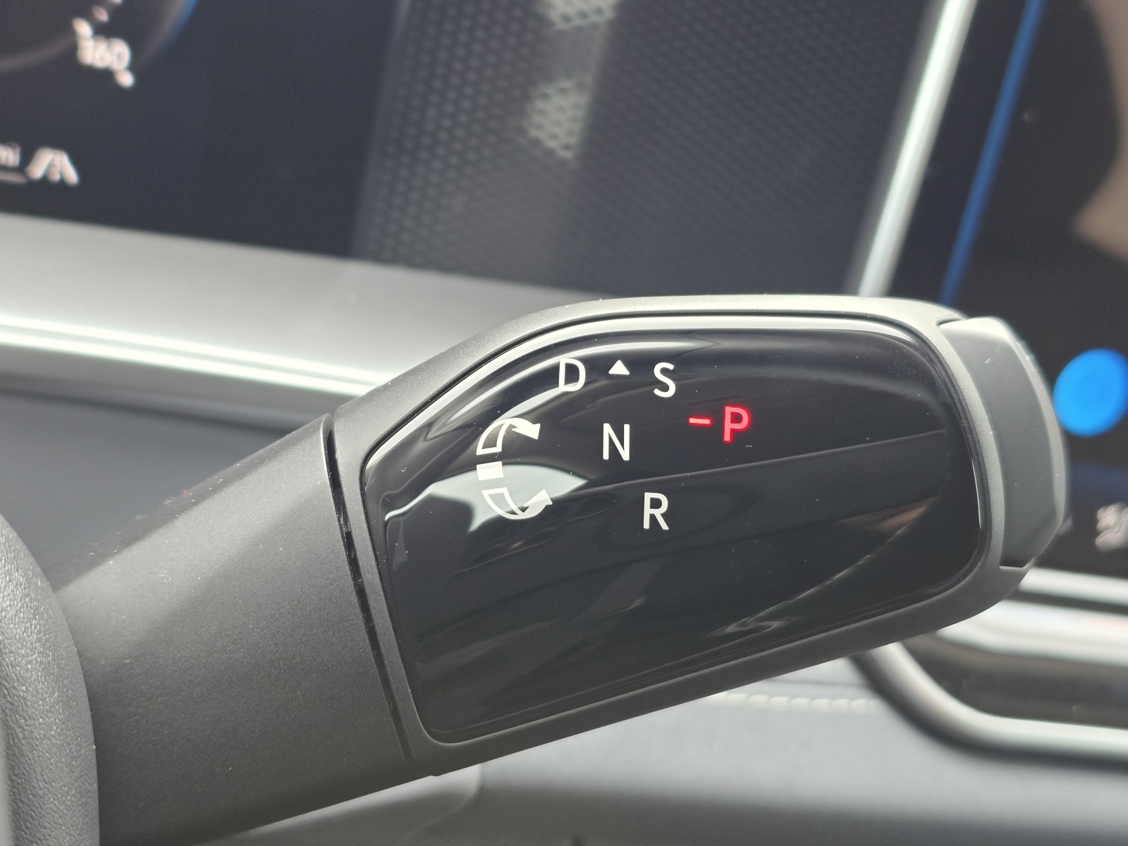 new 2026 Volkswagen Tiguan car, priced at $38,894