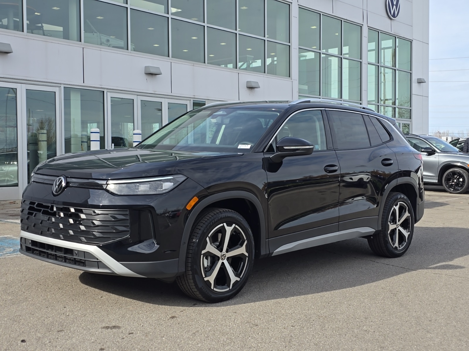 new 2026 Volkswagen Tiguan car, priced at $38,894