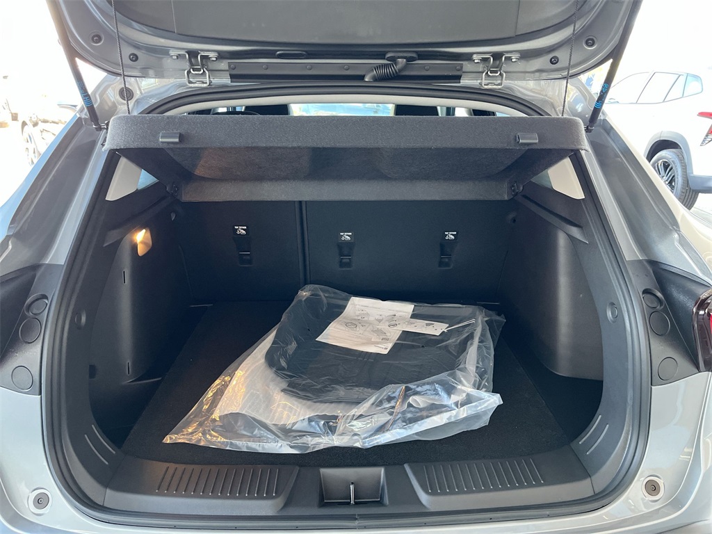 new 2025 Chevrolet Trax car, priced at $23,342