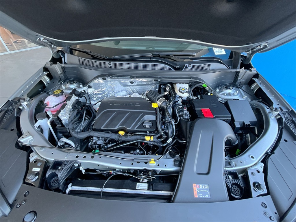 new 2025 Chevrolet Trax car, priced at $23,342